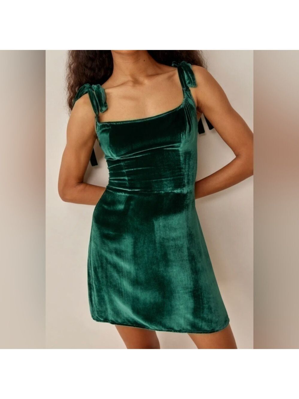 HOUSE of Harlow 1960 x REVOLVE Velvet mini dress with  shoulders ties Green Sz L